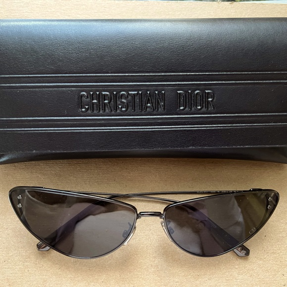 Dior Sunglasses. - Picture 1 of 6